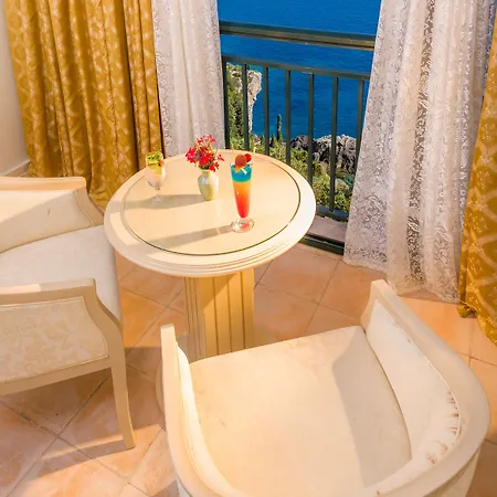 Ξενοδοχείο Cnic Paleo Artnouveau (adults Only) Παλαιοκαστρίτσα