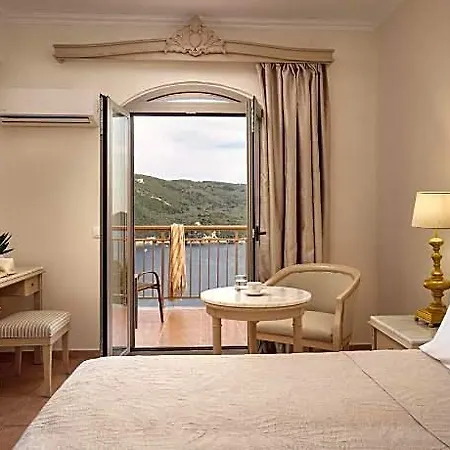 Cnic Paleo Artnouveau (adults Only) מלון פאלאוקסטריצה
