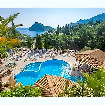 מלון Cnic Paleo Artnouveau (adults Only) 4*