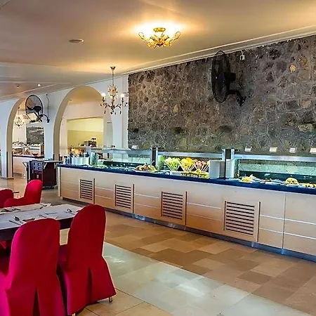 Cnic Paleo Artnouveau (adults Only) מלון