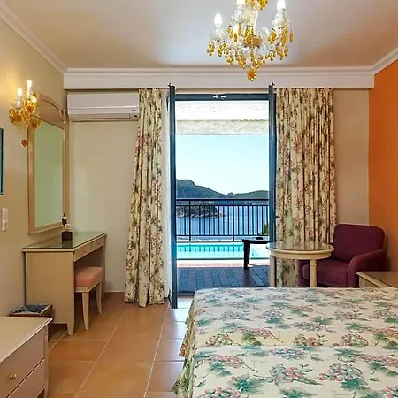 Cnic Paleo Artnouveau (adults Only) Hotel 4*